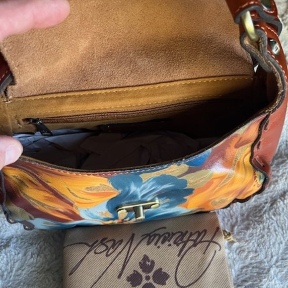 Patricia Nash/ Handbag - Picture 2 of 2